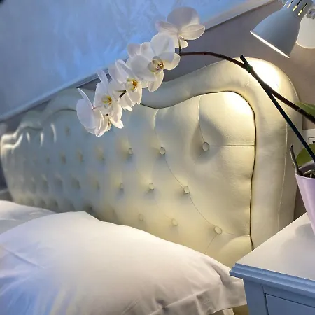 بيت ضيافة Domus Valadier 3*